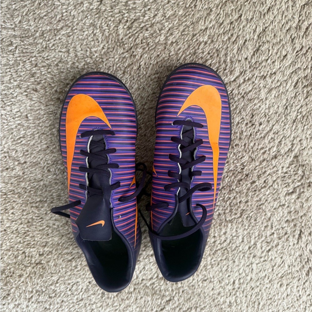 Nike indoor turf shoes